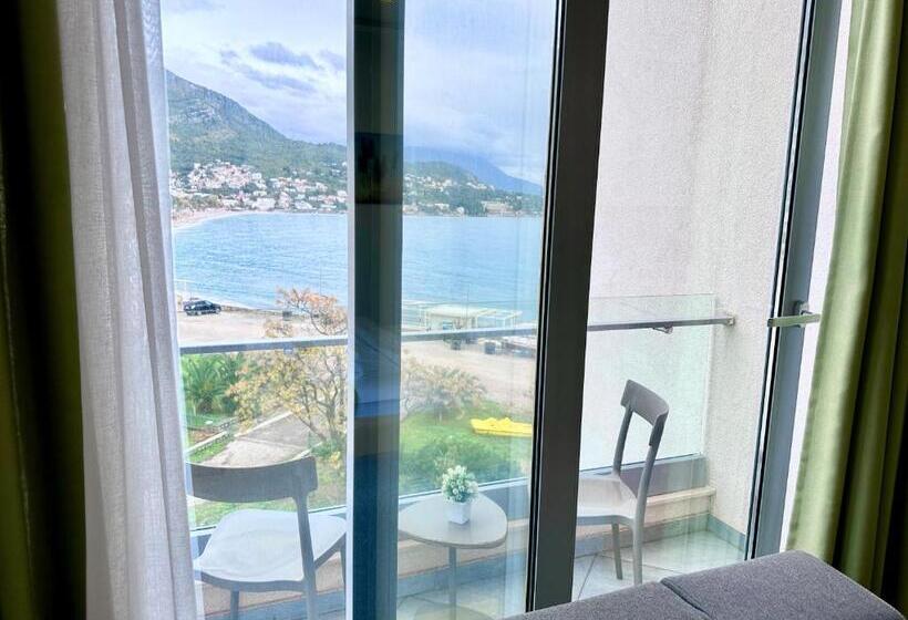 سوییت جونیور با بالکن, Porto Sole