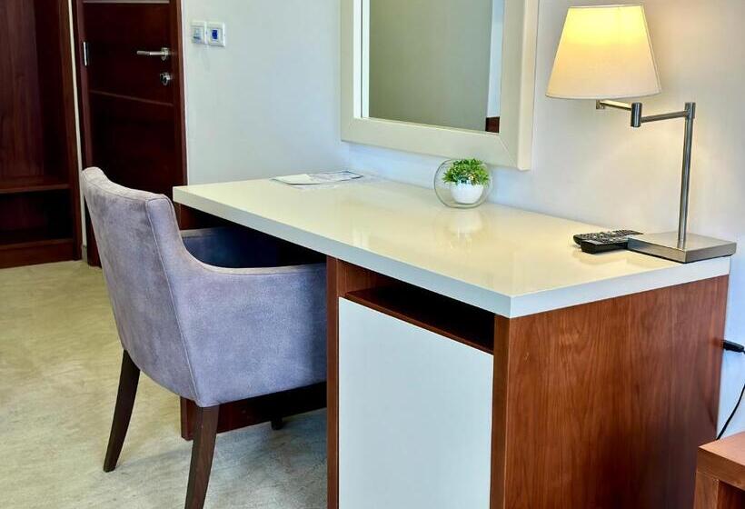 سوییت جونیور با بالکن, Porto Sole