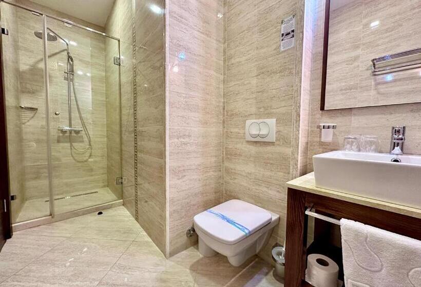 اتاق سه نفره دلوکس با چشم‌انداز دریا, Porto Sole