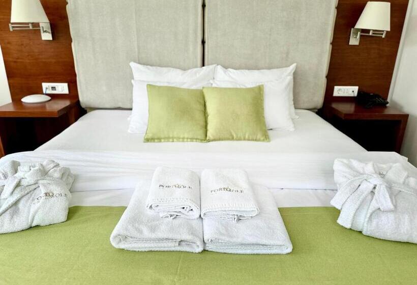 سوییت با چشم‌انداز دریا, Porto Sole