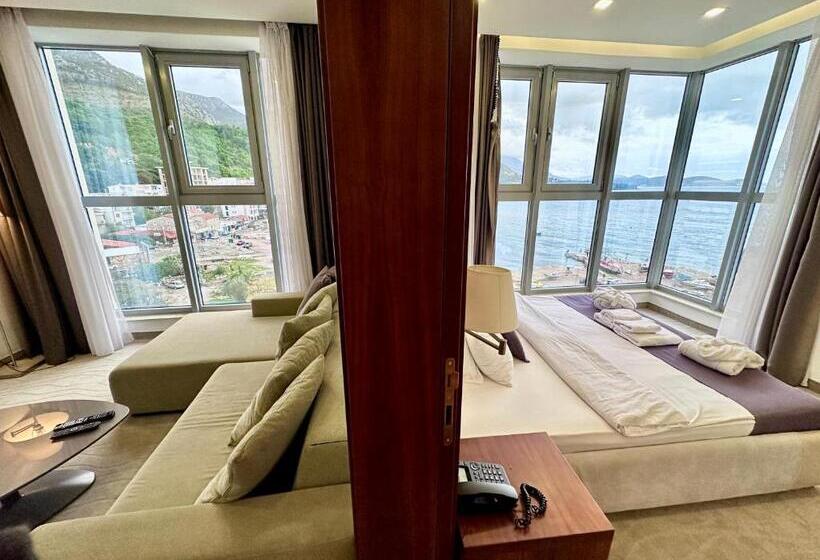آپارتمان 1 خوابه با تراس, Porto Sole