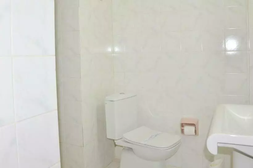 اتاق اکونومی, Elit Hotel Corlu