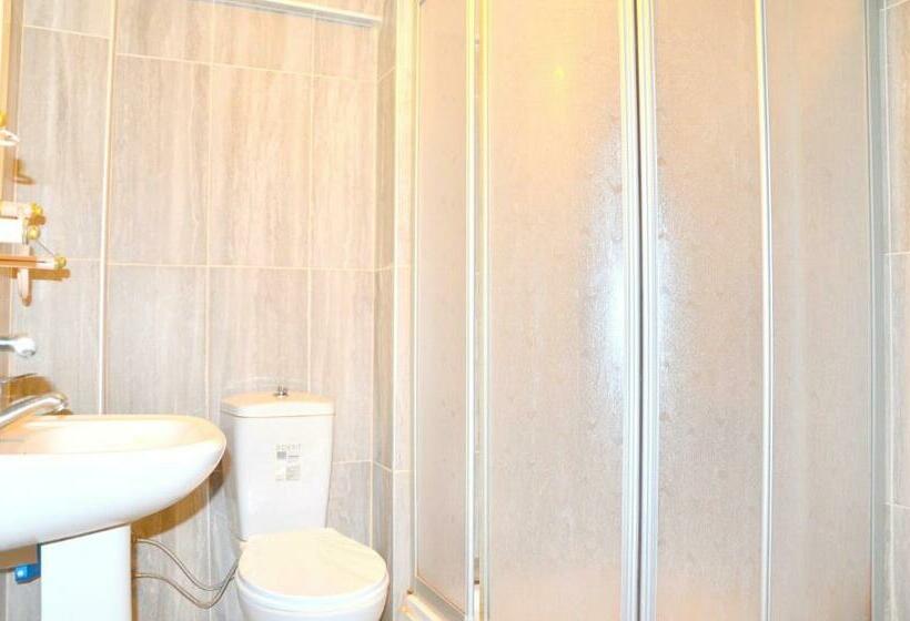 غرفة إقتصادية ثلاثية, Elit Hotel Corlu