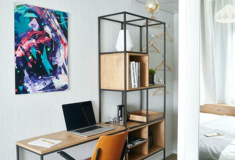 Номер Стандарт, Good Hotel London