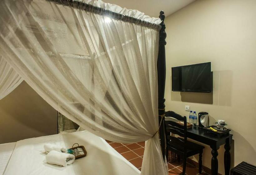 חדר דלוקס, Armenian Suite