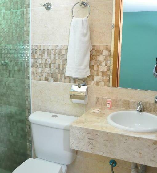 شقة غرفة واحدة, Bonjour