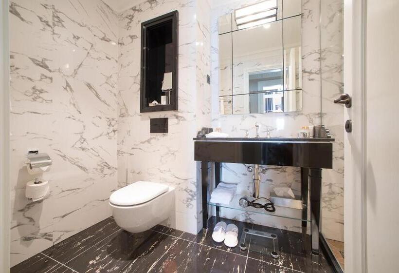 اتاق پرستیژ با چشم‌انداز دریا, Boutique Hotel La Roche