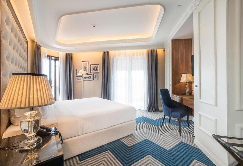 سوئیت پریمیوم 2 خوابه, Boutique Hotel La Roche