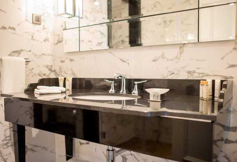 اتاق پرستیژ, Boutique Hotel La Roche