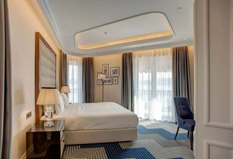 سوئیت پریمیوم 2 خوابه, Boutique Hotel La Roche