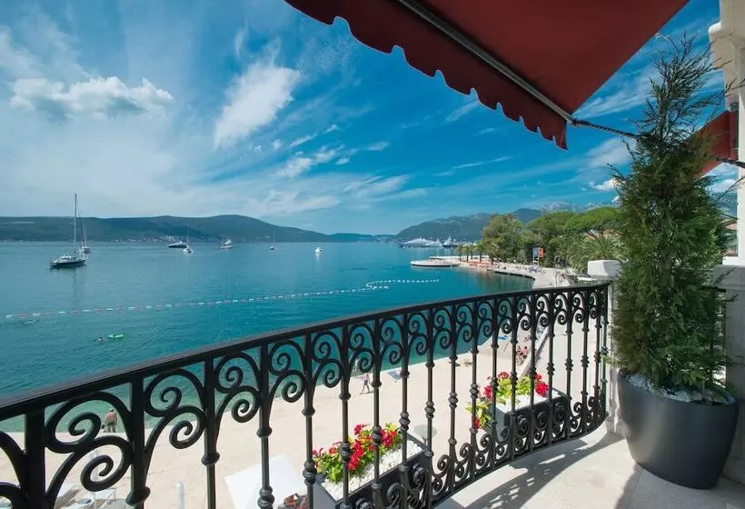 سوئیت دلوکس 2 خوابه, Boutique Hotel La Roche