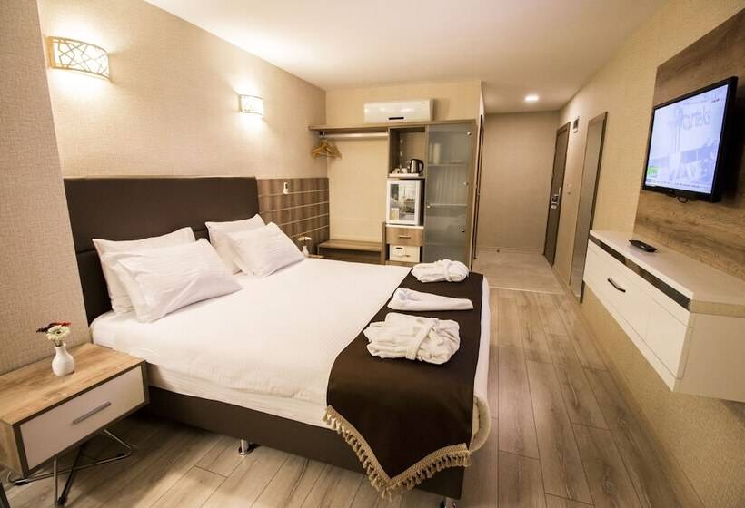 غرفة بيزنس, Business Han