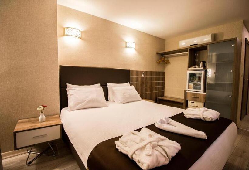 غرفة بيزنس, Business Han