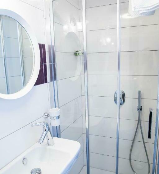 اتاق استاندارد, Esinti