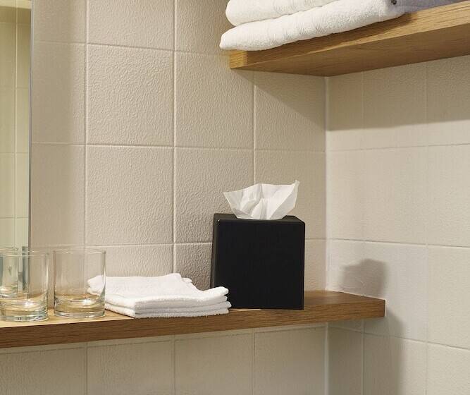 スタンダードルーム, Good Hotel London