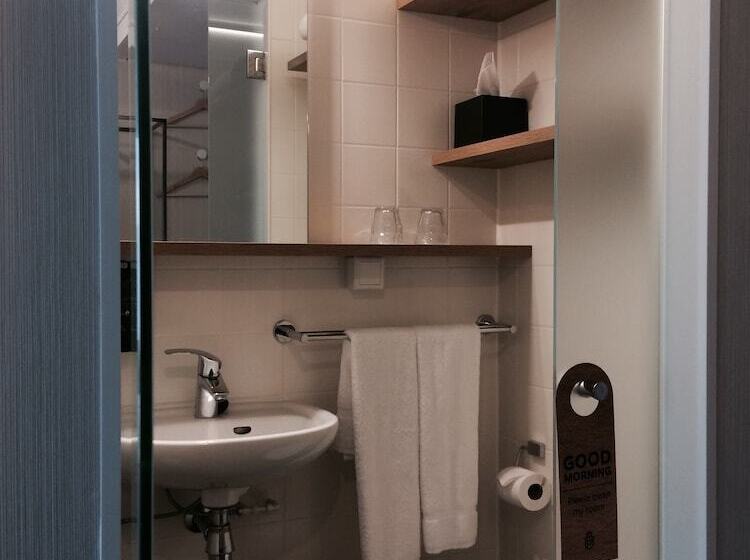 スタンダードルーム, Good Hotel London