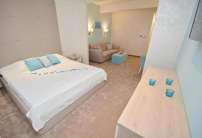 سوییت, Hermes Budva