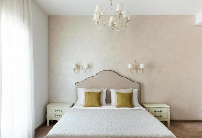 اتاق راحتی, Hermes Budva