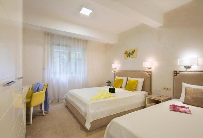 Economy Triple Room, Hermes Budva