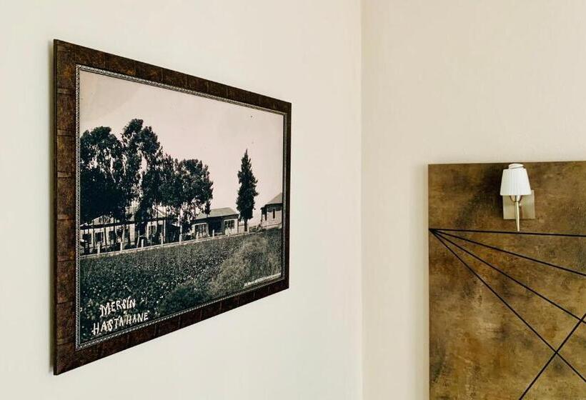 标准三人间, Hostapark