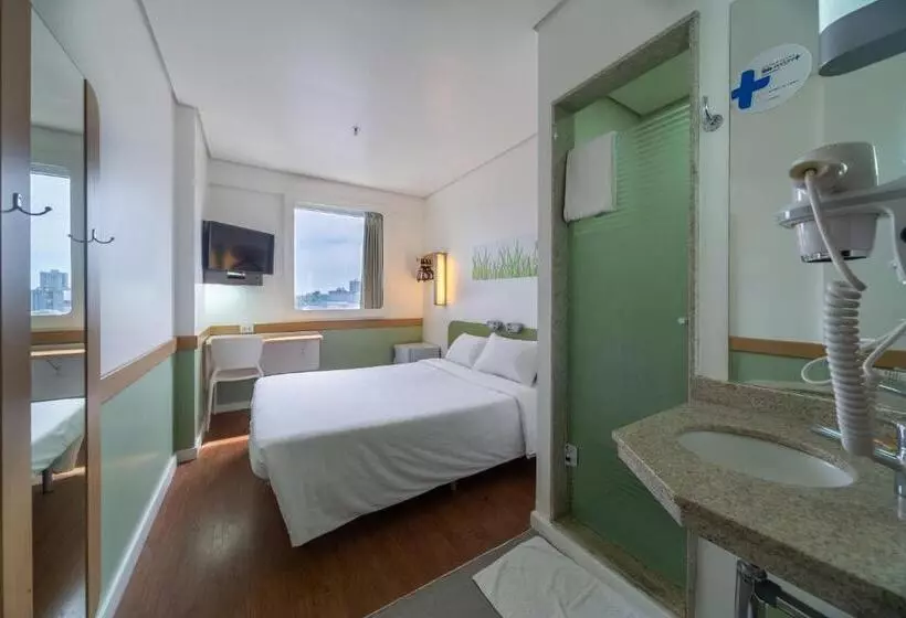 スーペリアールーム, Ibis Budget Manaus