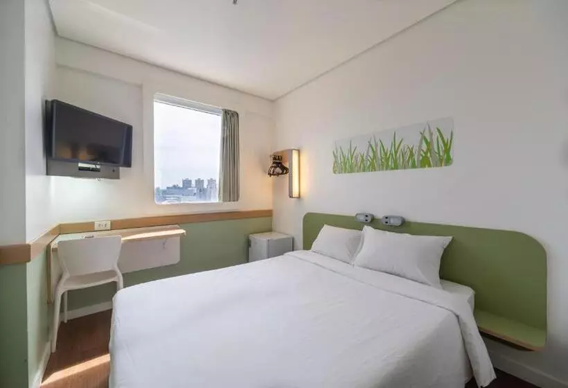 スーペリアールーム, Ibis Budget Manaus