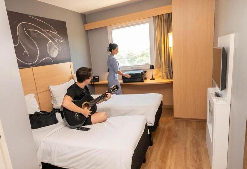 标准间, Ibis Catanduva