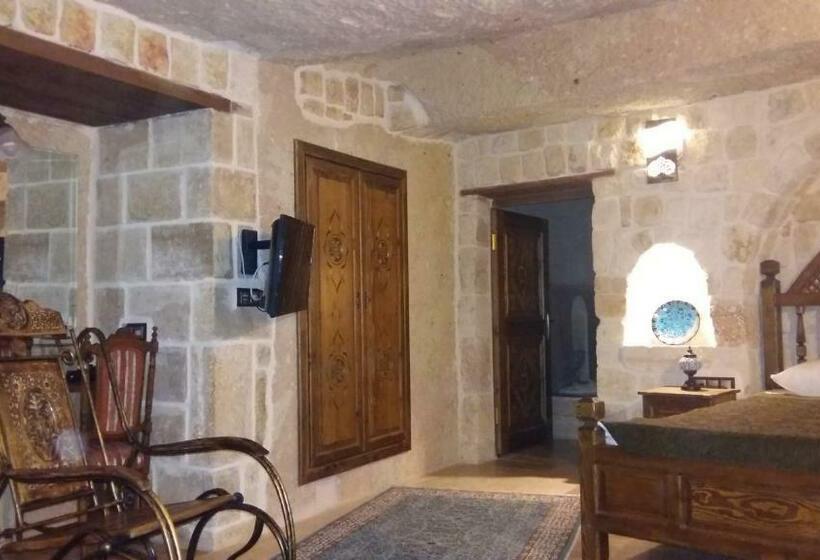 주니어 스위트, Oread Cave Suites