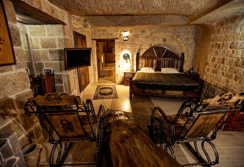 주니어 스위트, Oread Cave Suites