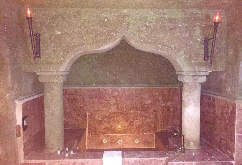 수피리어 스위트, Oread Cave Suites