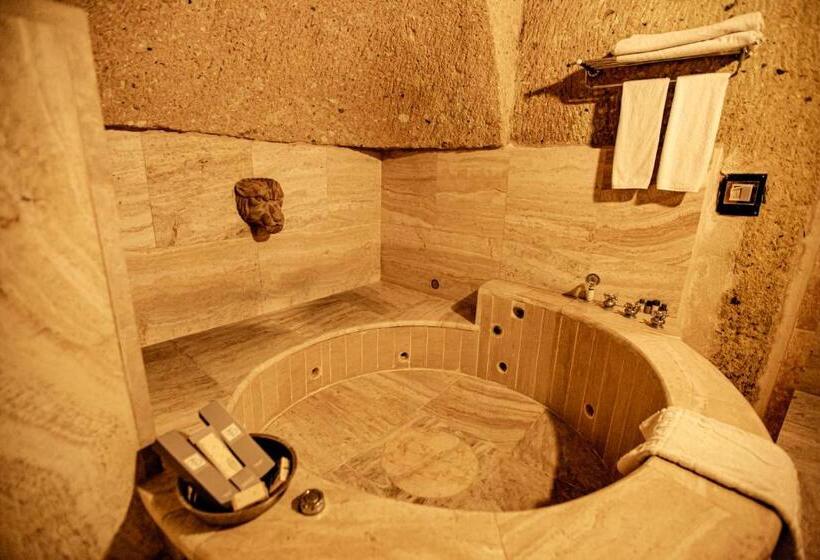 주니어 스위트, Oread Cave Suites