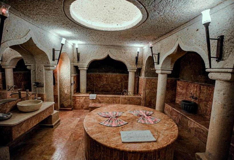 수피리어 스위트, Oread Cave Suites
