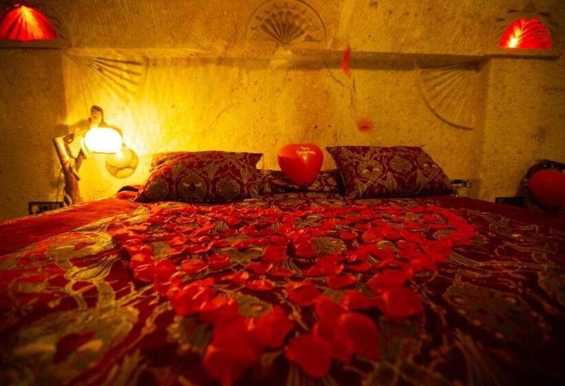 Люкс Deluxe Кровать Кинг, Oread Cave Suites