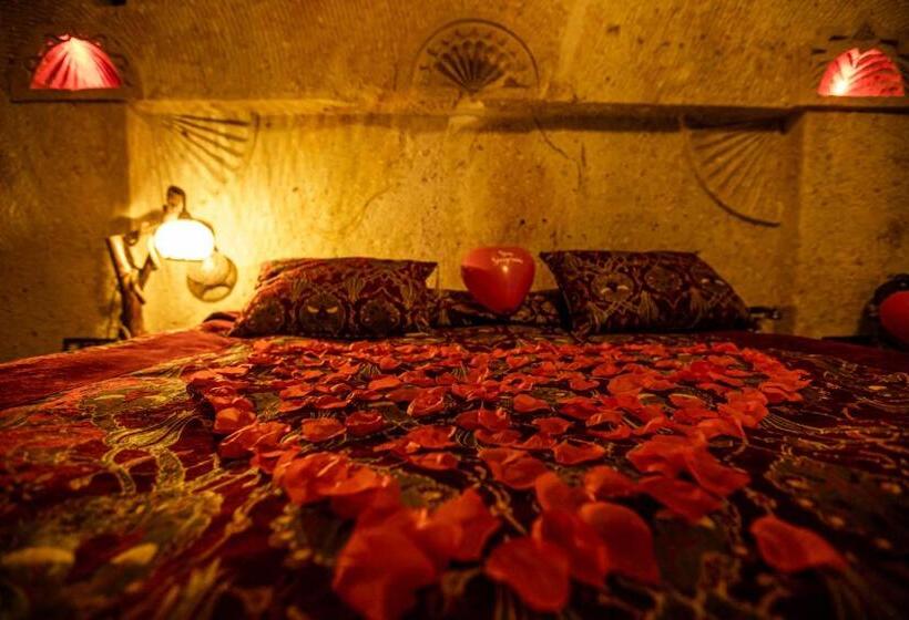 디럭스 스위트 킹 침대, Oread Cave Suites