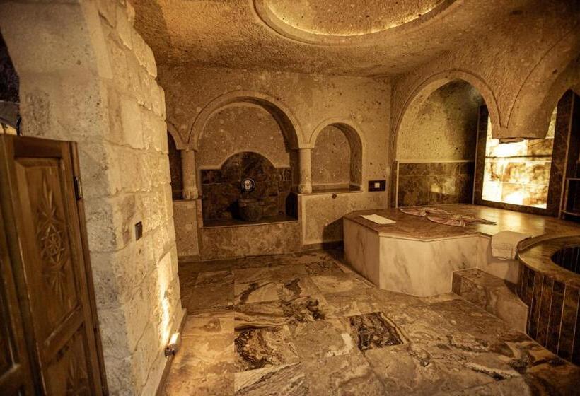 Люкс с Балконом, Oread Cave Suites