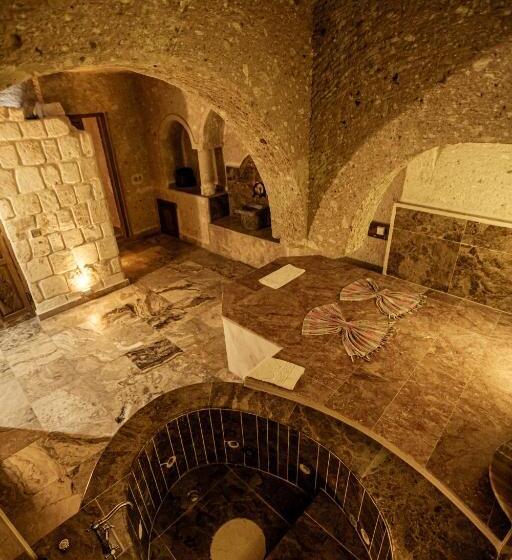 발코니가 있는 스위트, Oread Cave Suites