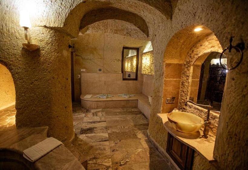 Полулюкс Повышенной Комфортности, Oread Cave Suites
