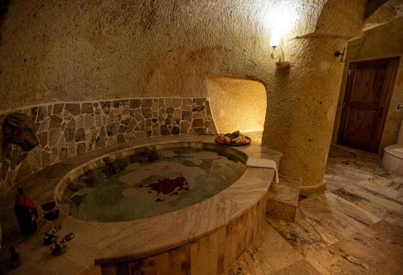 디럭스 주니어 스위트, Oread Cave Suites