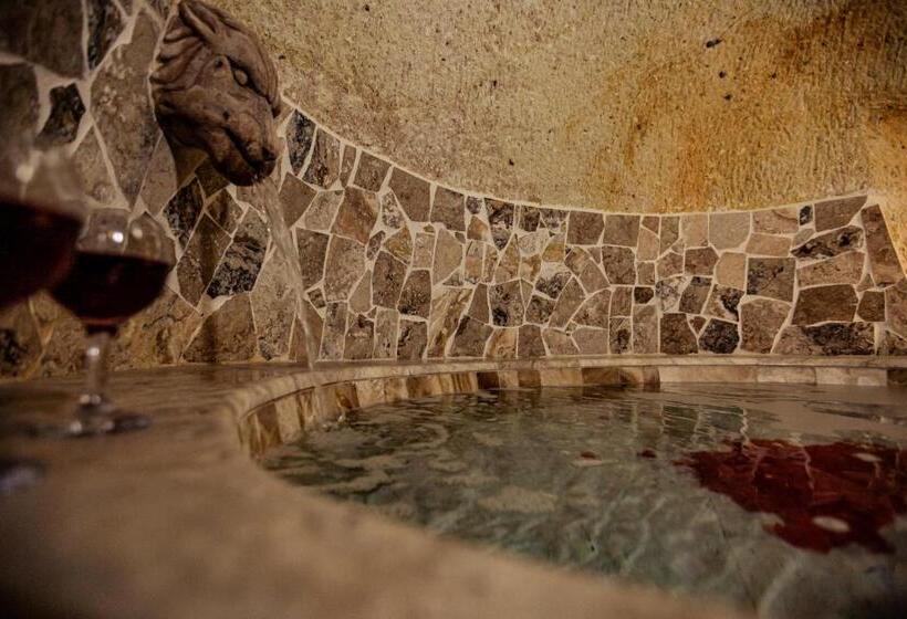 디럭스 주니어 스위트, Oread Cave Suites