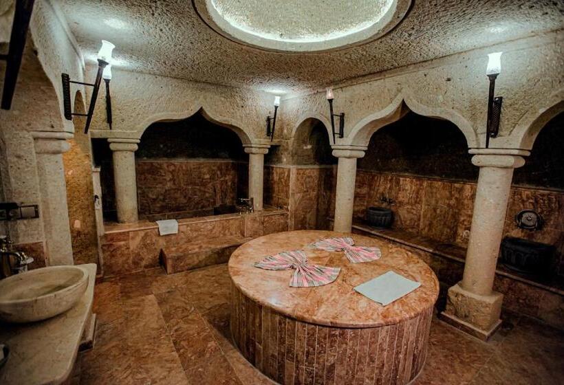 수피리어 스위트, Oread Cave Suites