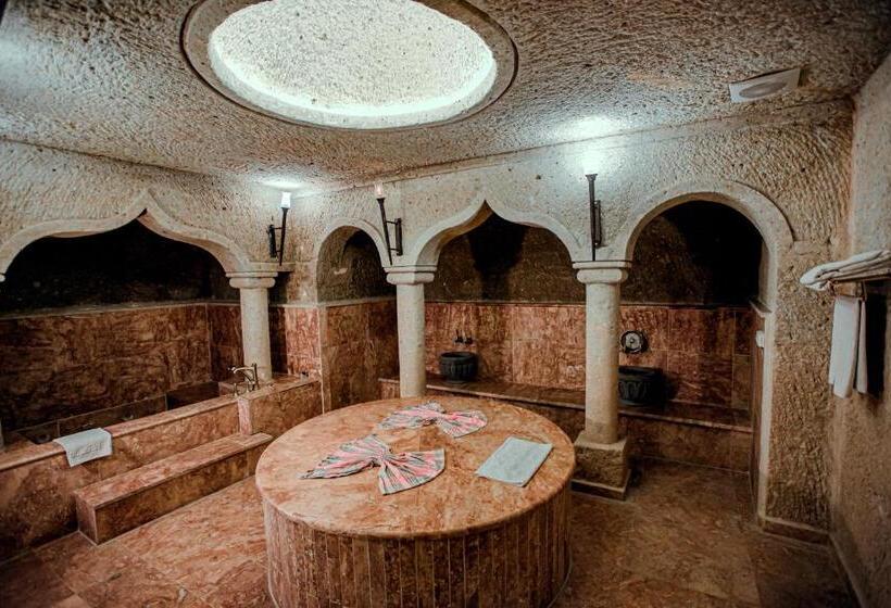 수피리어 스위트, Oread Cave Suites