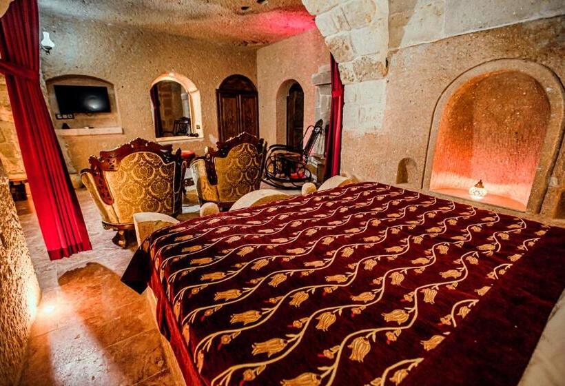 수피리어 스위트, Oread Cave Suites