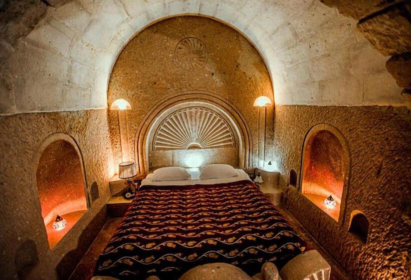 수피리어 스위트, Oread Cave Suites