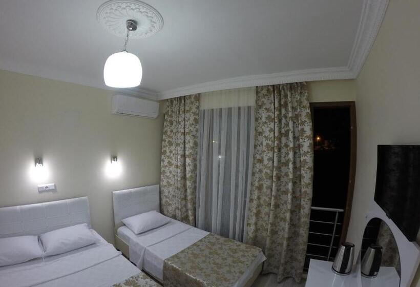 اتاق خانوادگی, Pınar Vintage House