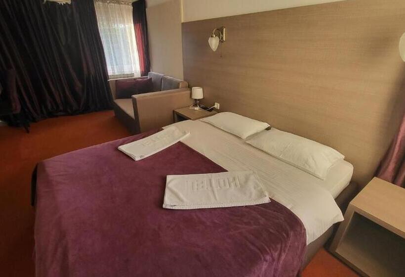 اتاق استاندارد, S