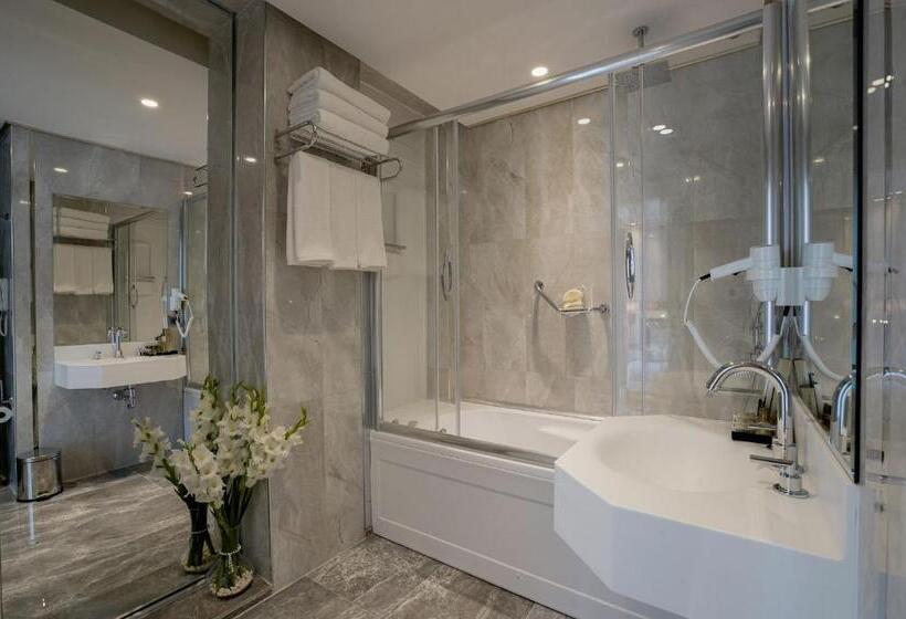 Quarto deluxe, Seven Deep