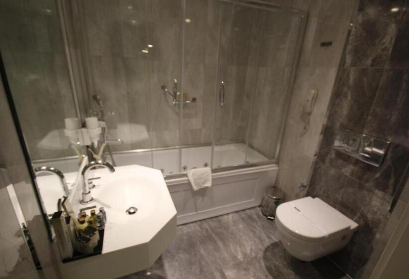 Quarto deluxe, Seven Deep