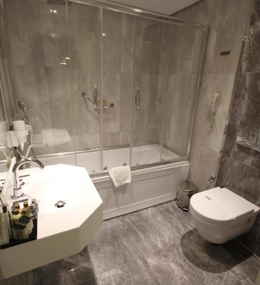 Quarto deluxe, Seven Deep