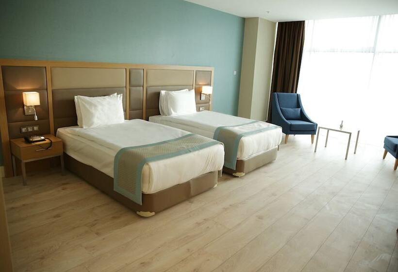 Quarto superior, The Ankara