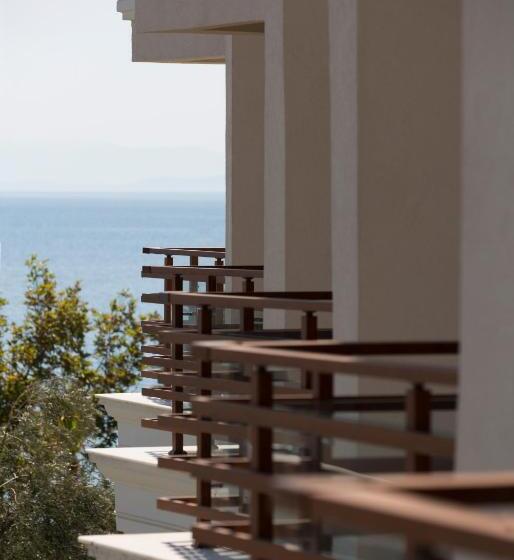 اتاق لوکس, Rawda Resort Hotel Altinoluk